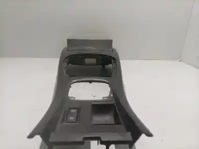 Peça sobressalente para automóvel em segunda mão consola central por renault laguna iii 5 puertas referências oem iam 969120002r