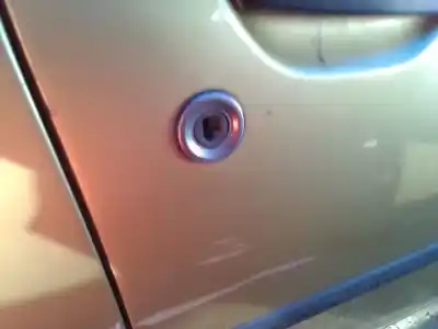 İkinci el araba yedek parçası sag ön kapi silindiri için fiat punto berlina oem iam referansları 