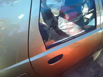 İkinci el araba yedek parçası arka sag kapi için fiat punto berlina oem iam referansları 
