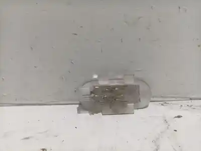 Peça sobressalente para automóvel em segunda mão luz interior por renault laguna iii 2.0 dci diesel cat referências oem iam 8200163892  