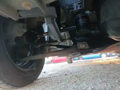 Recambio de automóvil de segunda mano de brazo suspension inferior delantero derecho para toyota aygo (kgb/wnb) referencias oem iam 480680h010