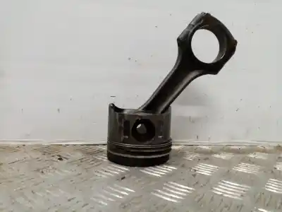 Pezzo di ricambio per auto di seconda mano Pistone per MERCEDES CLASE C (W203) BERLINA SEDAN Riferimenti OEM IAM 857847  