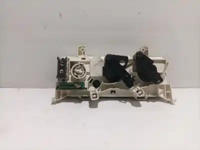 Pezzo di ricambio per auto di seconda mano controllo riscaldamento / aria condizionata per renault clio ii fase ii (b/cb0) 1.5 dci diesel 65 cv / 48 kw riferimenti oem iam 8200147160  