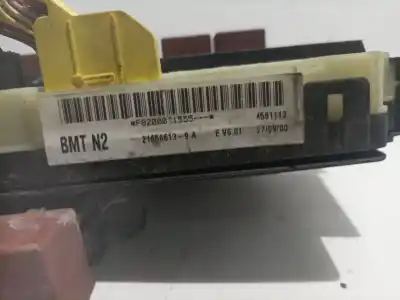 Автозапчасти б/у блок реле/предохранителей за renault clio ii fase ii (b/cb0) 1.2 ссылки oem iam p8200031556  