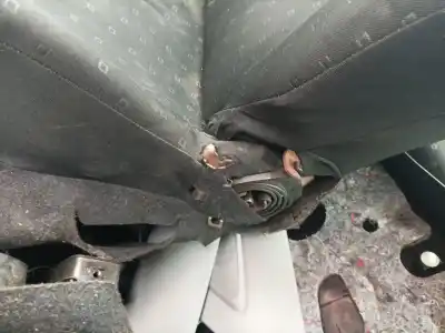 Автозапчастина б/у передне праве сиділо для toyota yaris (ksp9/scp9/nlp9) * посилання на oem iam   