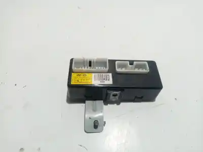 Gebrauchtes Autoersatzteil  zum HYUNDAI SANTA FE  OEM-IAM-Referenzen 952302B210  
