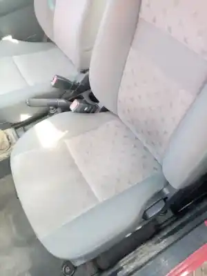 Автозапчастина б/у ліве передне сиділо для hyundai getz (tb) 1.1 12v cat посилання на oem iam   