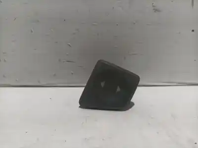 Pezzo di ricambio per auto di seconda mano INTERRUTTORE ALZACRISTALLI ANTERIORE SINISTRO per FIAT PANDA (169)  Riferimenti OEM IAM 735360836  305061779A
