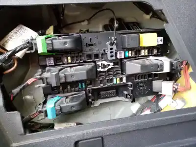 Gebrauchtes Autoersatzteil bsm-steuergerät sicherungskasten zum opel zafira b furgoneta/monovolumen (a05) 1.9 cdti van (m75) oem-iam-referenzen   