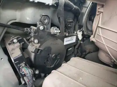 Pezzo di ricambio per auto di seconda mano  per KIA CARNIVAL  Riferimenti OEM IAM 834704D101  