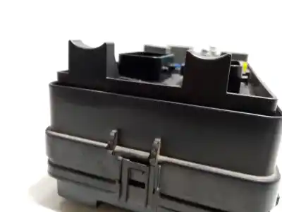 Second-hand car spare part fuse box unit for kia carnival carnival (2006 - 2012) oem iam references 91950-4d050  919504d050