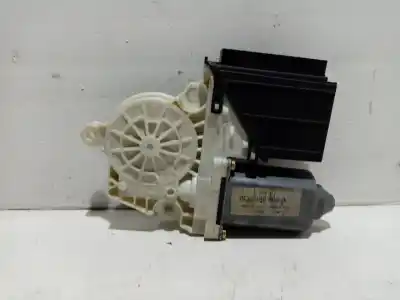 Second-hand car spare part LEFT FRONT WINDOW MOTOR for SEAT IBIZA III (6L1)  OEM IAM references 6Q2959802A  104379101