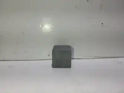 Piesă de schimb auto la mâna a doua panou tablou sigurante pentru chevrolet aveo / kalos fastback (t200) 1.2 referințe oem iam 96190189