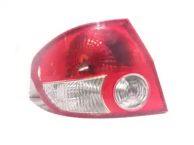 Pièce détachée automobile d'occasion Feu Arrière Gauche pour HYUNDAI GETZ (TB) 1.3 Références OEM IAM 924011C010  