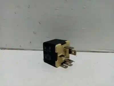 Second-hand car spare part relay for audi a4 b6 (8e2) 2.0 oem iam references 141951253b  