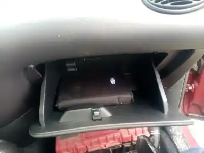 Автозапчастина б/у бардачок для ford focus i (daw, dbw) 1.8 turbo di / tddi посилання на oem iam   