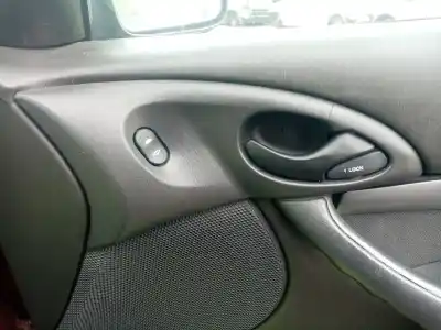 Автозапчастина б/у передній правий віконний вимикач для ford focus i (daw, dbw) 1.8 turbo di / tddi посилання на oem iam 