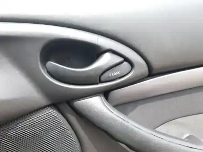Автозапчастина б/у усередині передня права ручка для ford focus i (daw, dbw) 1.8 turbo di / tddi посилання на oem iam 
