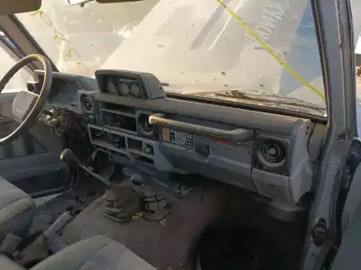 İkinci el araba yedek parçası  için TOYOTA LAND CRUISER (_J7_)  OEM IAM referansları   