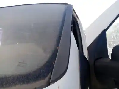 Pièce détachée automobile d'occasion enjoliveur pour mercedes-benz vito furgón (w638) 108 d 2.3 (638.064, 638.068) références oem iam a6396904853  