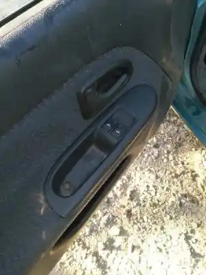 Pezzo di ricambio per auto di seconda mano  per PEUGEOT 607 (S1)  Riferimenti OEM IAM 6351N1  