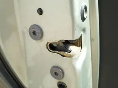 Second-hand car spare part rear left door lock for peugeot 407 sw (6e_) 2.0 hdi 135 oem iam references 