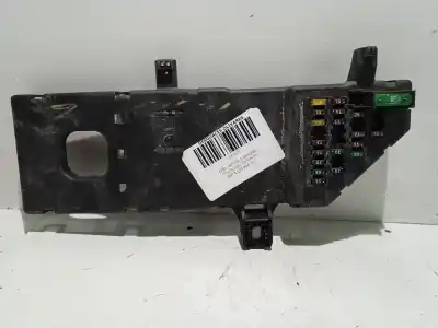 Peça sobressalente para automóvel em segunda mão caixa de fusíveis e relés por opel vectra c berlina 2.0 dti referências oem iam 
