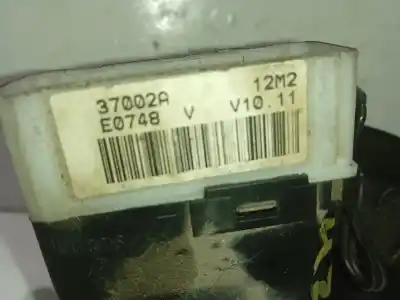 Second-hand car spare part windshiel wiper switch for renault scénic i monospace (ja0/1_, fa0_) 1.9 dti (ja1u) oem iam references 37002a  