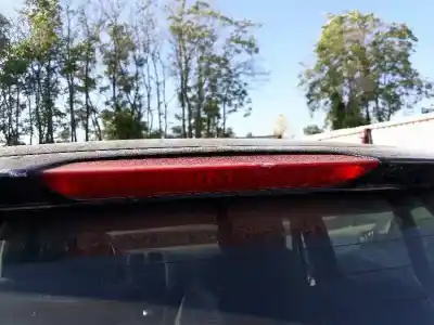 Peça sobressalente para automóvel em segunda mão farolim de travão central por tata indica indica referências oem iam 