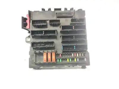 Second-hand car spare part fuse box unit for opel vectra c gts (z02) 1.9 cdti (f68) oem iam references 13205776 519164008 460023260