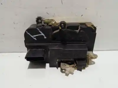 Second-hand car spare part left front door lock for citroen berlingo 1.9 d multispace oem iam references 