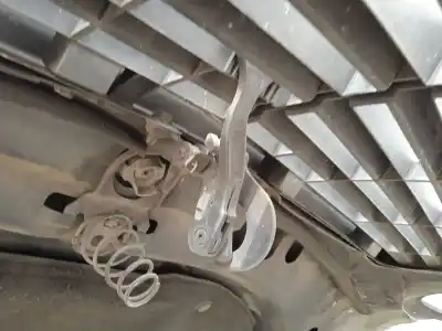 İkinci el araba yedek parçası  için MERCEDES-BENZ CLK (C208)  OEM IAM referansları A2088870127  