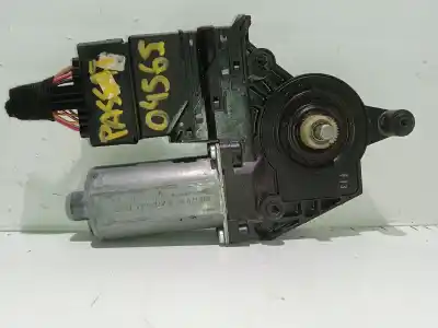 Pièce détachée automobile d'occasion  pour VOLKSWAGEN PASSAT BERLINA (3B3)  Références OEM IAM 1C0959811  