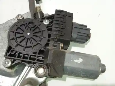 Peça sobressalente para automóvel em segunda mão motor elevador vidro dianteiro direito por ford focus i turnier (dnw) 1.8 turbo di / tddi referências oem iam 0130821757