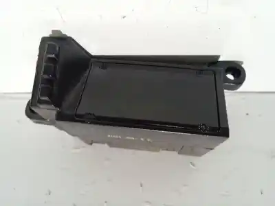 Second-hand car spare part multifunction display for hyundai elantra iii (xd) 2.0 crdi oem iam references 945102d000