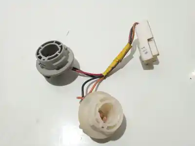 Second-hand car spare part lampholder for hyundai elantra iii (xd) 2.0 crdi oem iam references 