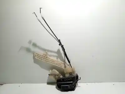 Second-hand car spare part left front door lock for hyundai elantra iii (xd) 2.0 crdi oem iam references 814102d000