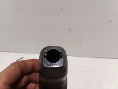 Pezzo di ricambio per auto di seconda mano pomello della leva del cambio per mitsubishi montero (v60/v70) 3.2 di-d avance riferimenti oem iam 0303t  