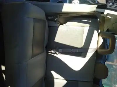 Автозапчастина б/у задні праві сидіння для dodge caliber 2.0 crd посилання на oem iam 