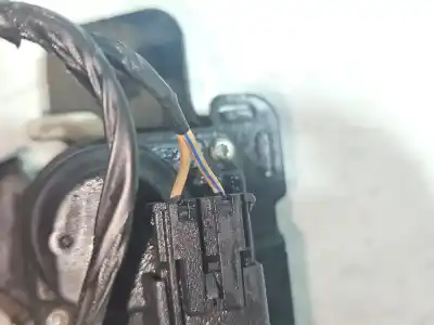 Second-hand car spare part trunk lock for dodge caliber 2.0 crd oem iam references 04589176ab  