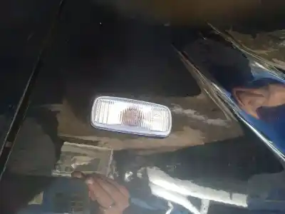 Автозапчастина б/у ліва бічна для dodge caliber 2.0 crd посилання на oem iam 