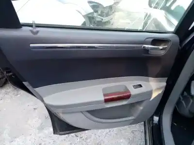 Автозапчасти б/у обивка задней левой двери за chrysler 300 c 3.0 crd cat ссылки oem iam 
