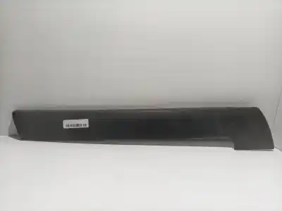 Pièce détachée automobile d'occasion enjoliveur pour renault 9 tse références oem iam 7700682321