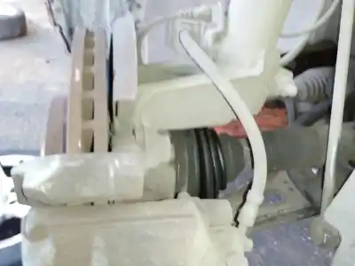 Pezzo di ricambio per auto di seconda mano attacco anteriore destro per audi a3 (8p1) 2.0 tdi 16v riferimenti oem iam 1k0407256  