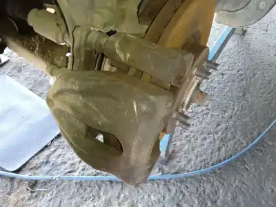 Автозапчастина б/у передній лівий гальмум для toyota avensis (_t25_) 2.2 d-4d (adt251_) посилання на oem iam 4772205030