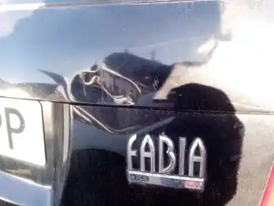 Pièce détachée automobile d'occasion hayon pour skoda fabia i combi (6y5) 1.9 tdi références oem iam 6y9827023k  6y0827025