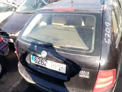 Pièce détachée automobile d'occasion hayon pour skoda fabia i combi (6y5) 1.9 tdi références oem iam 6y9827023k  6y0827025
