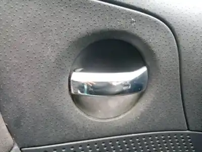 Peça sobressalente para automóvel em segunda mão puxador interior dianteiro esquerdo por citroen c3 i (fc_, fn_) 1.4 hdi referências oem iam 9680187877