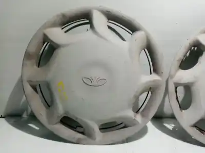 Pièce détachée automobile d'occasion capuchons de moyeux pour daewoo lanos (klat) 1.3 références oem iam 96269529  
