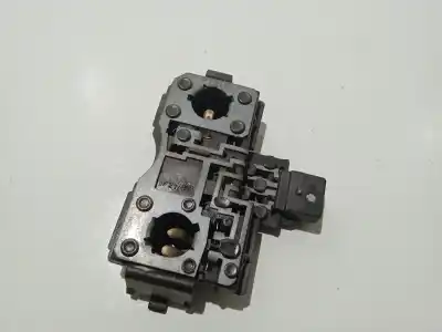 Pezzo di ricambio per auto di seconda mano portalampada per nissan primera (p11) 2.0 16v riferimenti oem iam 5706pti